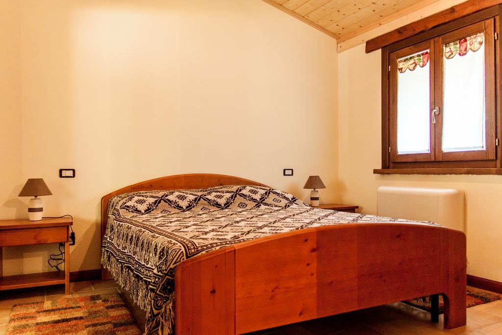 La Taverna Dei Briganti Hotel Cotronei Kamer foto